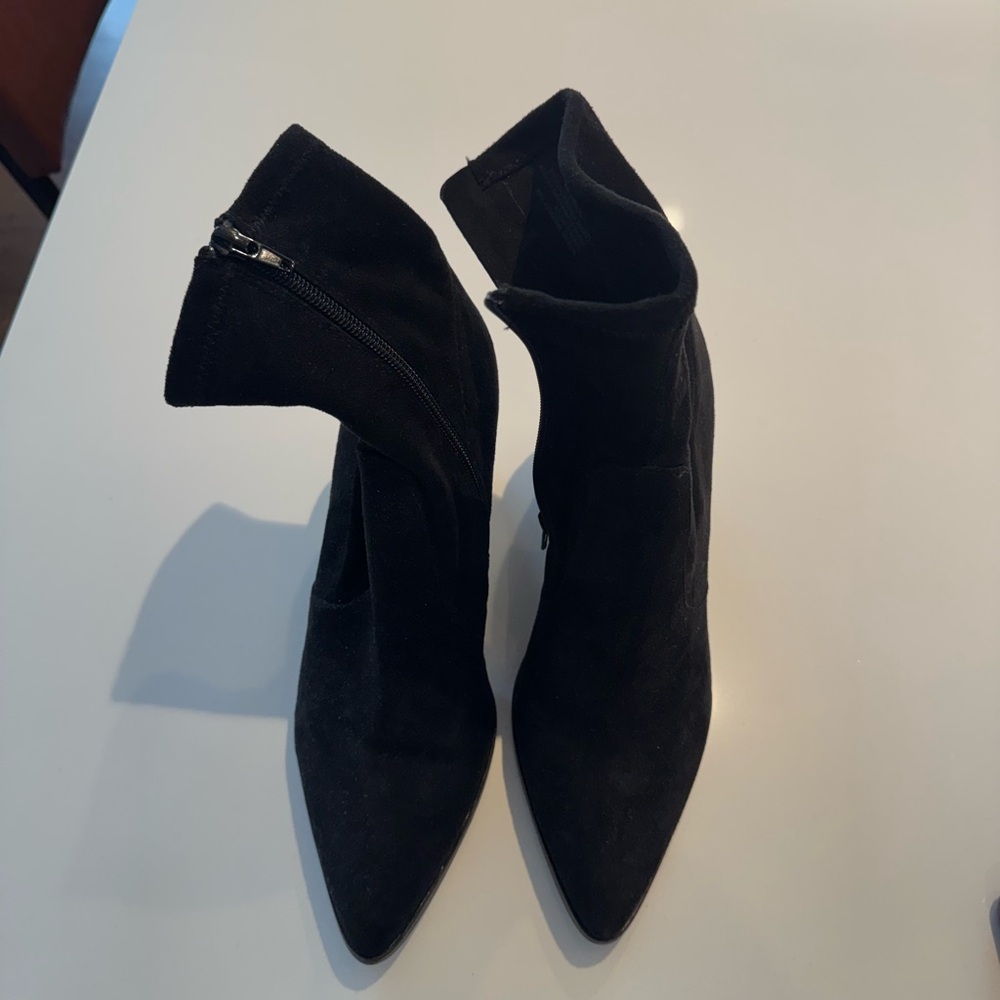 Steve Madden Black Suede Heeled Boots